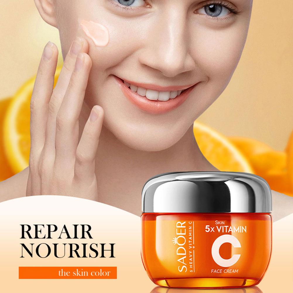ชุดผลิตภัณฑ์บำรุงผิววิตามินซี  - Skincare Garnier บทวิจารณ์และราคา